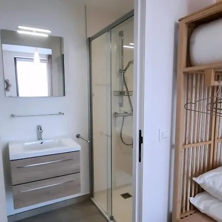 Modern 2-bedroom Near The Of T102 * Ostende