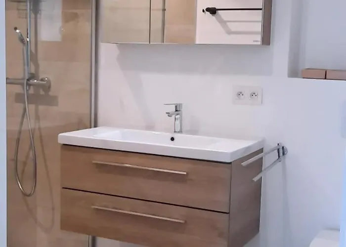 Modern 2-bedroom Near The Of T102 Oostende